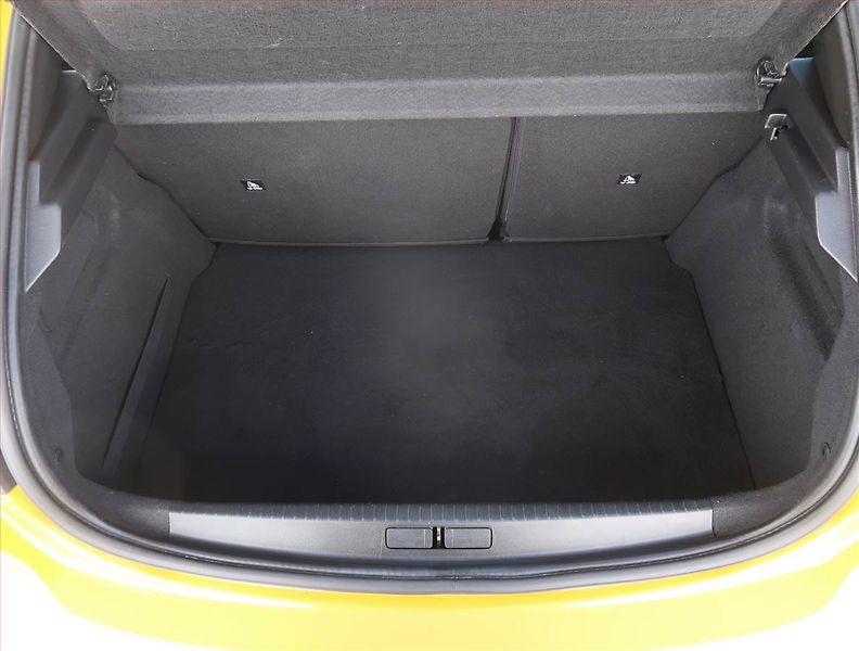 Peugeot 208 (2020) 1.2 PureTech, Serv.kniha - fotka 13 z 21