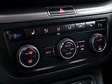Volkswagen Sharan 2,0 TDI 135kW Comfortline DSG - náhled 28