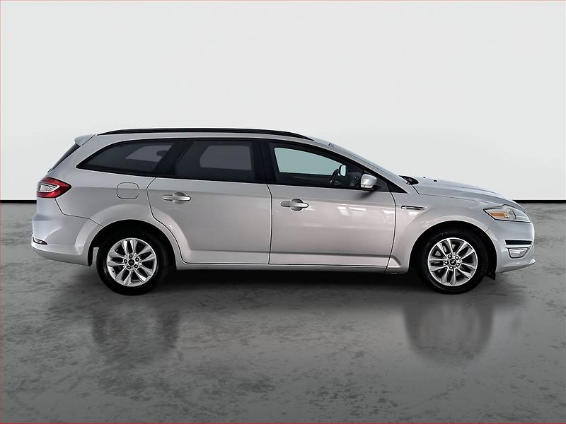 Ford Mondeo (2012) 2.0 TDCi, Vyhř. sedaček - fotka 6 z 18