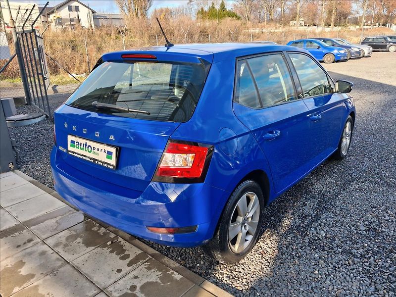 Škoda Fabia 1,0 1.0,70KW, ČR, Driver - fotka 7 z 12