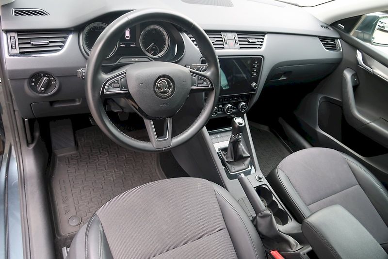 Škoda Octavia (2019) Combi Style Extra  1,5 TSi/110 - fotka 8 z 32