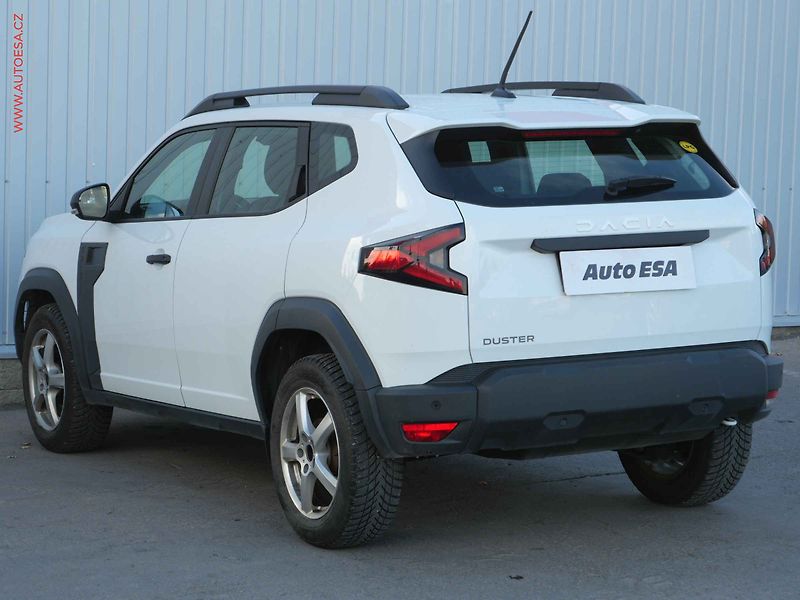 Dacia Duster (2025) 1.0TCe, 2.maj,ČR, LED, AC - fotka 6 z 17