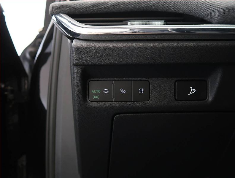 Škoda Enyaq (2022) iV 80 (82 kWh), SoH 92% - fotka 28 z 31