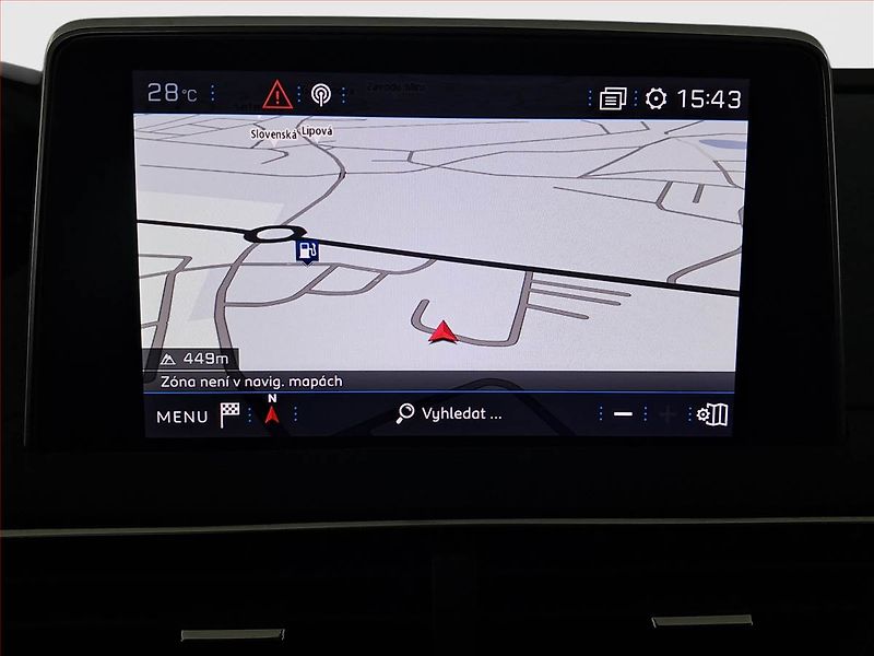 Peugeot 3008 (2018) 1.6 BlueHDi, Automat - fotka 16 z 18