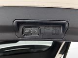 Ford Explorer 3.0 V6 PHEV 336kW ST-X DPH TZ - náhled 33
