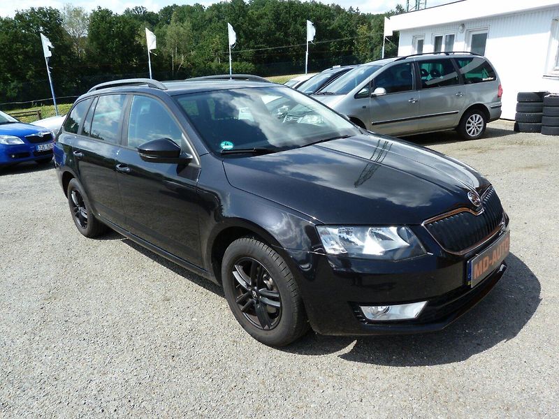 Škoda Octavia 1.2 tsi Ambiente digi klima - fotka 4 z 19