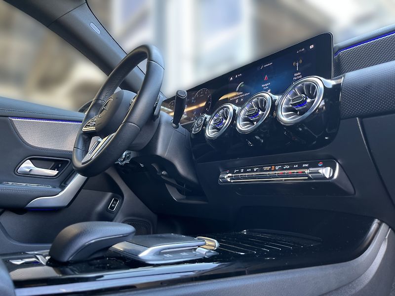 Mercedes-Benz CLA Třída 200 kupé - fotka 17 z 21