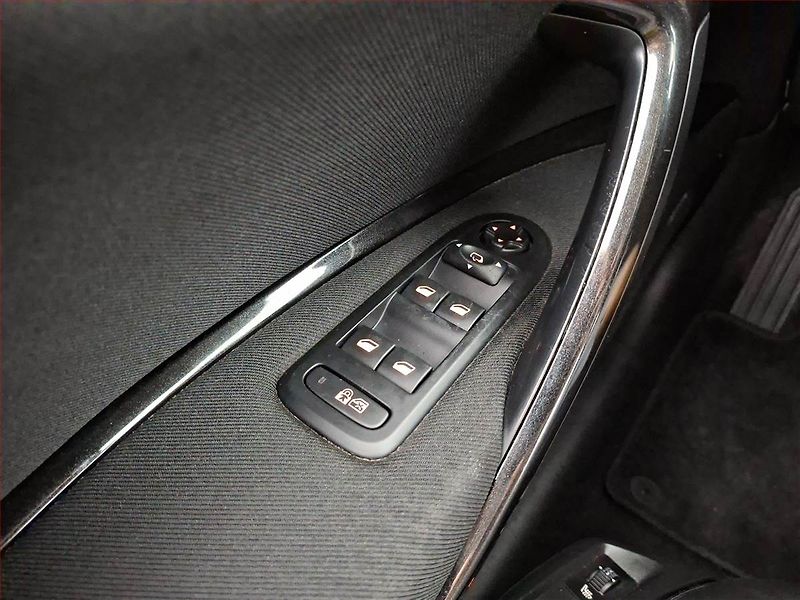 Citroën C5 (2014) 2.2 HDI, 4X4, Automat, Navi - fotka 15 z 15