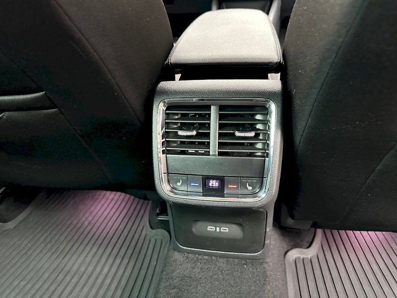 Škoda Octavia (2021) 2.0 TDI 147kW DSG Scout Combi - fotka 21 z 25