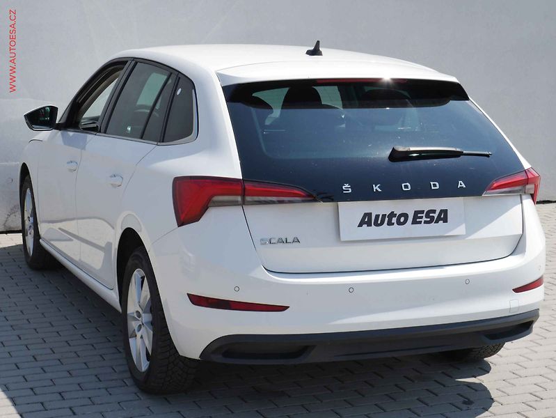 Škoda Scala (2020) 1.6 TDi, ČR, Style, LED - fotka 6 z 19