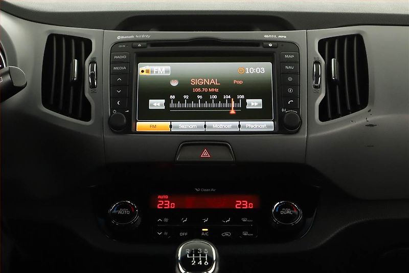 Kia Sportage (2015) 1.6 GDI, Serv.kniha, Kůže - fotka 12 z 15