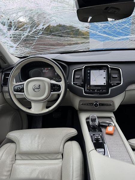Volvo XC90 2,0D 173kW 4x4 Inscription - fotka 9 z 18
