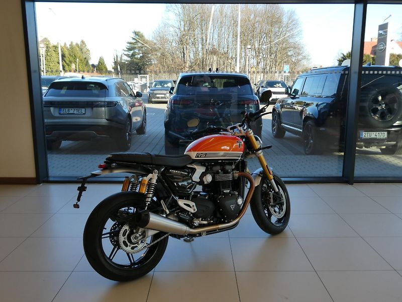 Triumph Speed Twin (2026) 1200 RS DEMO - fotka 3 z 9