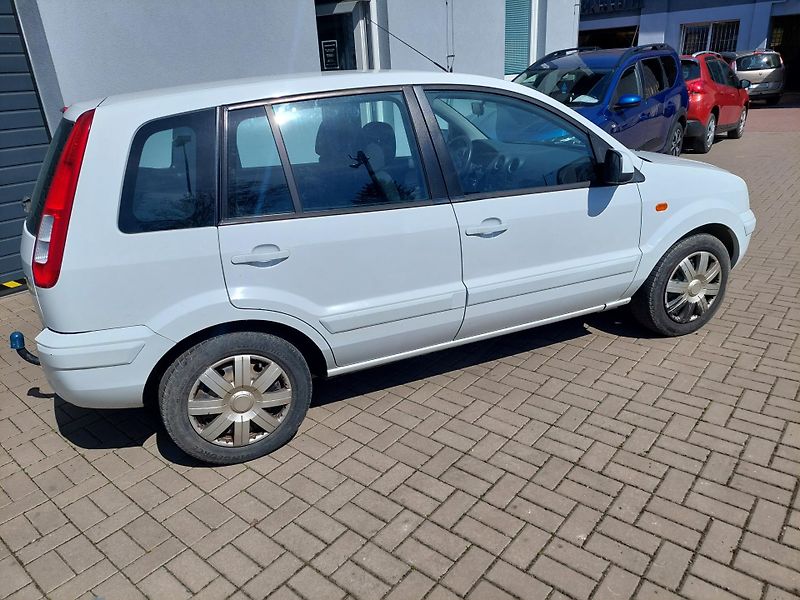 Ford Fusion (2010) 1.4TDCi  - fotka 5 z 23