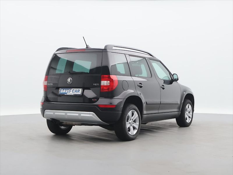 Škoda Yeti 2,0 TDI 4x4 Outdoor Xenon 1.Ma - fotka 7 z 27