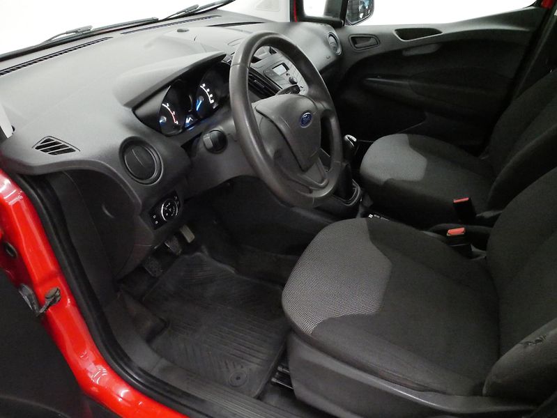 Ford Tourneo - fotka 14 z 22