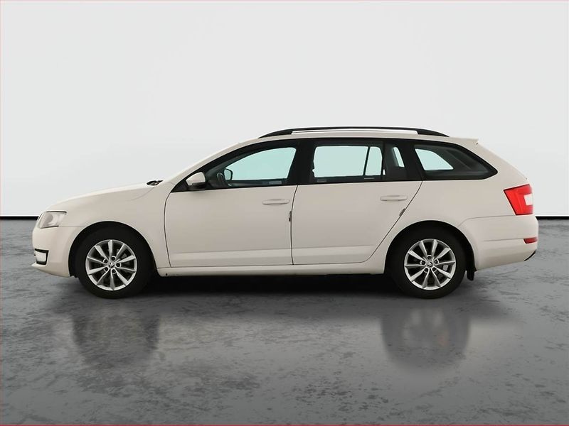 Škoda Octavia (2015) 1.6 TDI, Tempomat - fotka 3 z 16