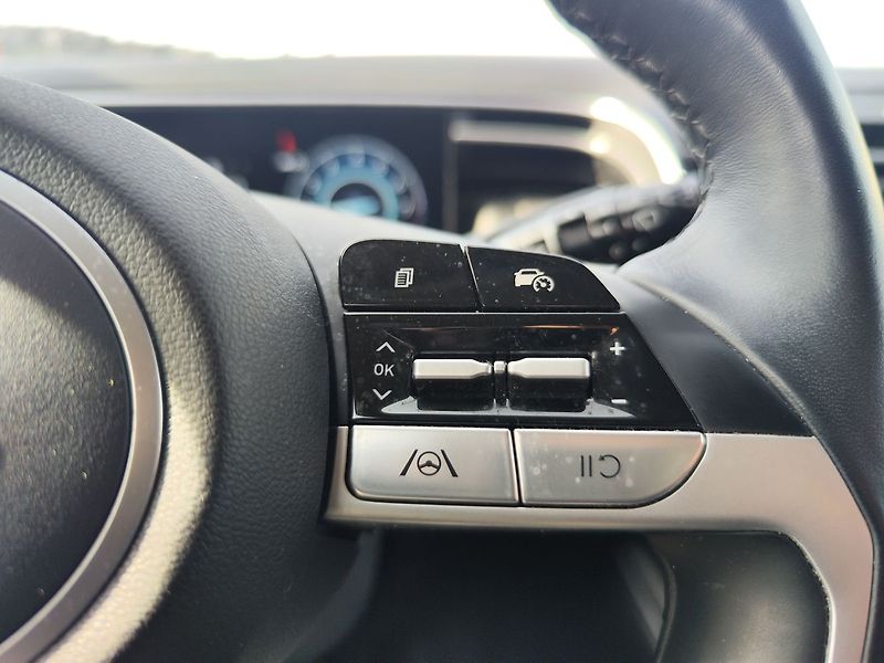 Hyundai Tucson 1.6 T-GDi/110kW Smart Navi DCT - fotka 28 z 34