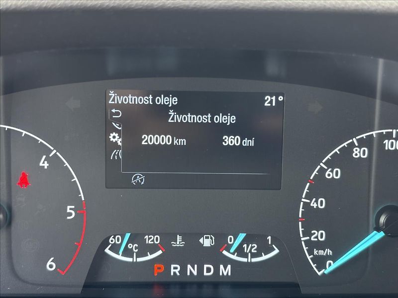Ford Tourneo Custom 2,0 EcoBlue 125kW L2 - fotka 38 z 38
