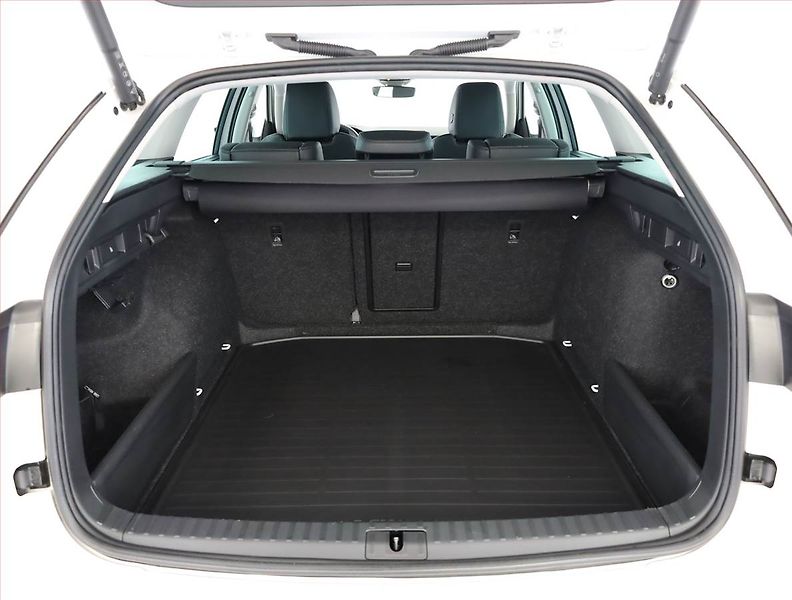 Škoda Octavia (2025) 2.0 TDI - fotka 19 z 20