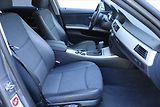BMW Řada 3 (2010) 320 d xDrive, 4X4, Automat - náhled 9
