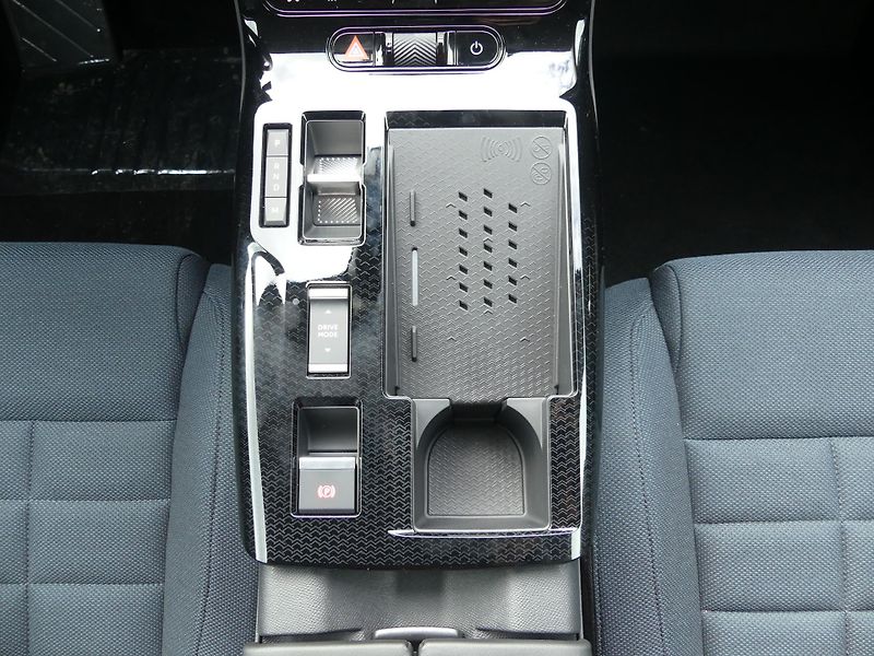 Citroën C5 Aircross (2026) PLUS Hybrid 145k Automatic    - fotka 16 z 23