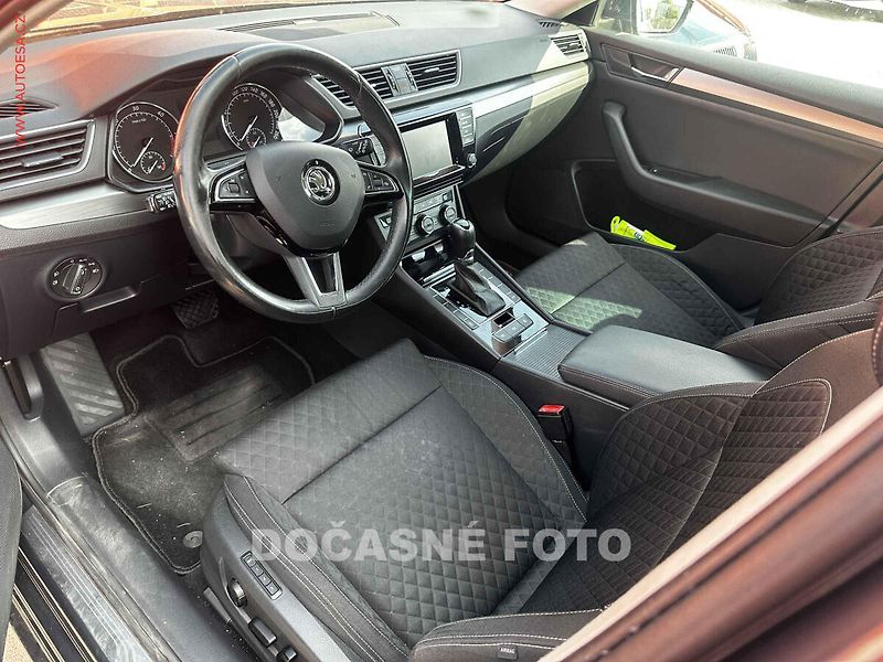 Škoda Superb (2016) 2.0 TDi, Style, DSG - fotka 3 z 3