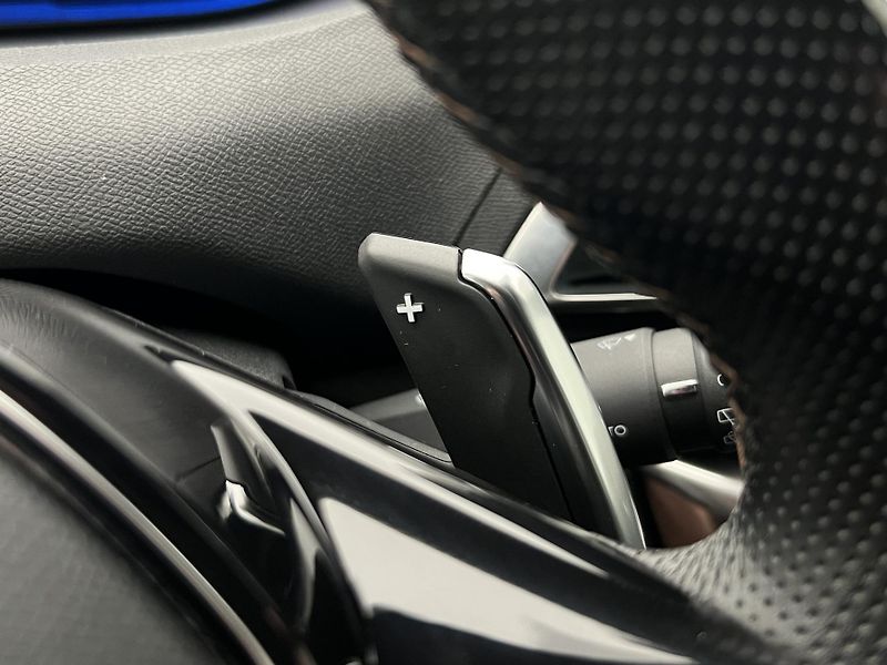 Peugeot 5008 GT 1.6 PURETECH AUT 7 MÍST - fotka 28 z 47