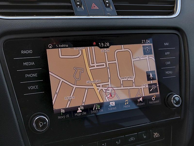 Škoda Octavia (2018) Combi Ambition 1,5 tsi 110 Kw - fotka 17 z 33