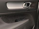 Volvo XC40 (2026) B3 AUT DARK ULTRA  - náhled 27