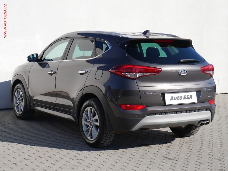 Hyundai Tucson (2016) 2.0CRDi 4x4, 1.maj,ČR, Navi - fotka 6 z 19