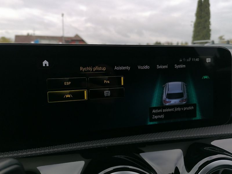 Mercedes-Benz CLA (2022) 2.0 180d Shooting Brake 8G - fotka 21 z 47