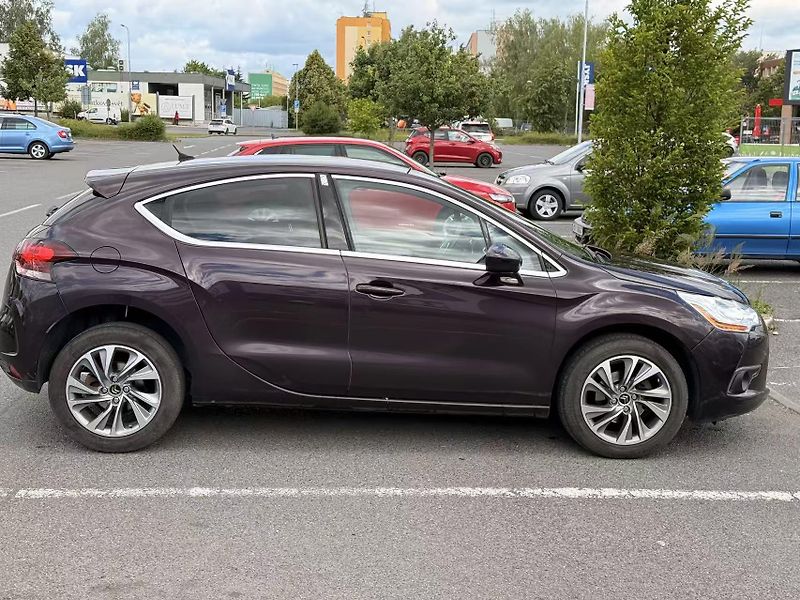 Citroën DS4 (2015) - fotka 7 z 17