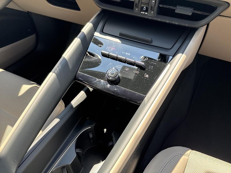 Porsche Macan - fotka 20 z 28