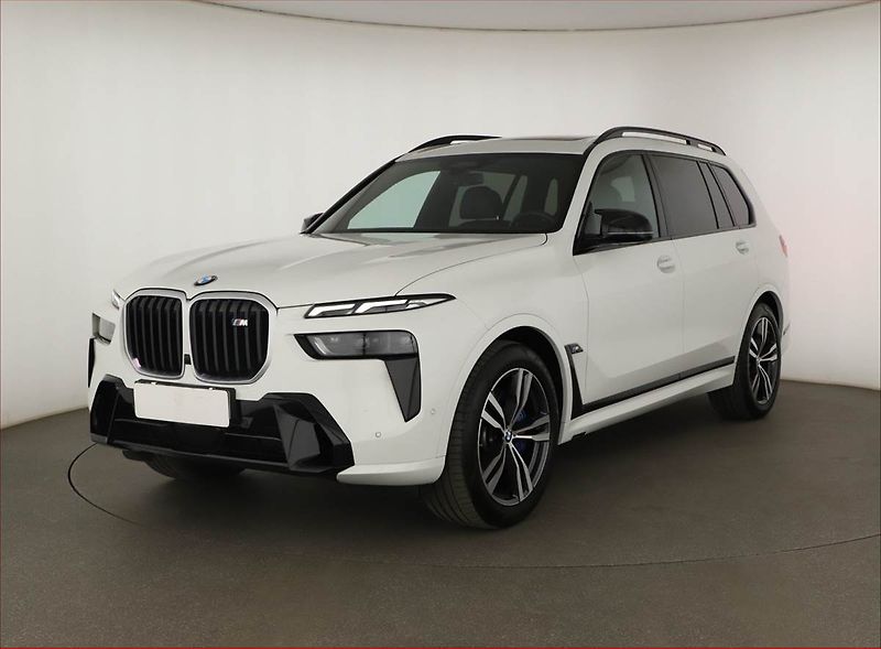 BMW X7 (2024) M60i, 7míst, Vzduch, 360°, ACC - fotka 2 z 23