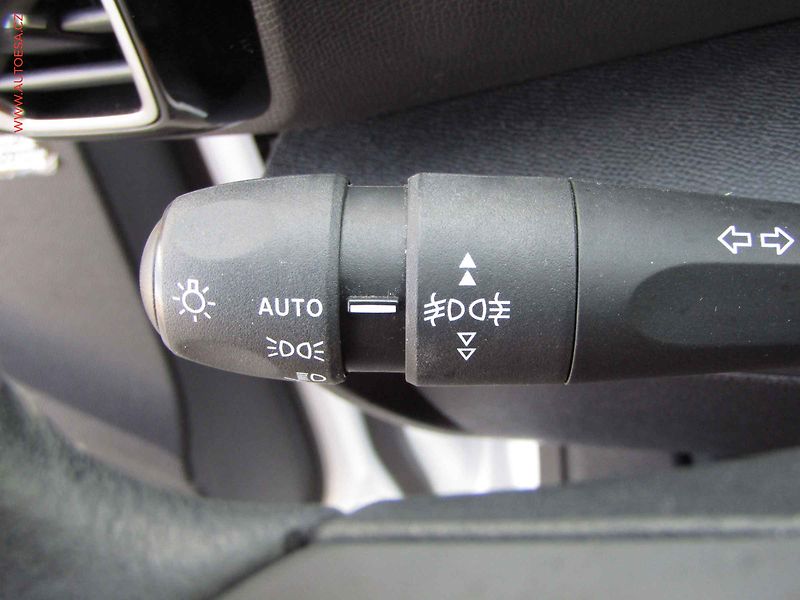Citroën C4 (2021) 1.2 PT, ČR, servis.kniha, LED - fotka 12 z 22