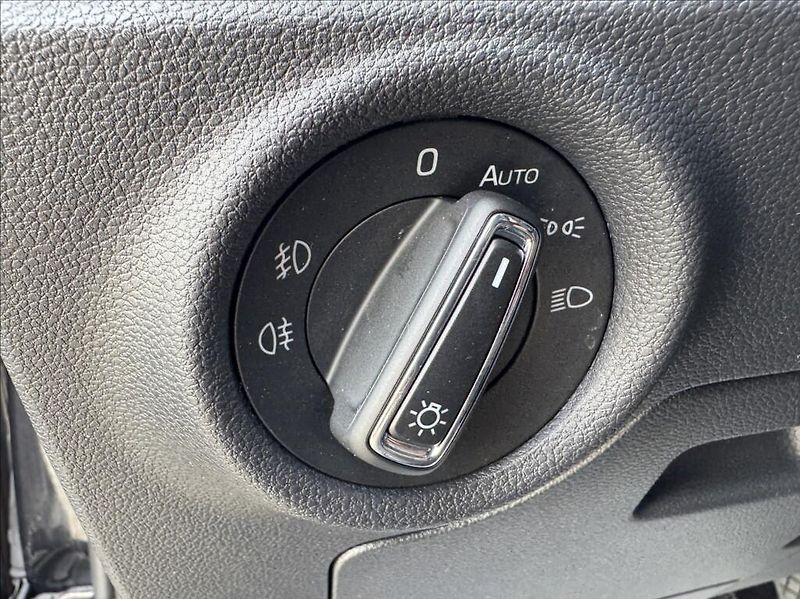 Škoda Scala 1,0 TSI STYLE DPH 1.maj. ČR - fotka 24 z 50