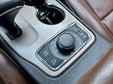 Jeep Grand Cherokee (2015) 3,0L V6 Diesel 184kW Summit 4W - náhled 18