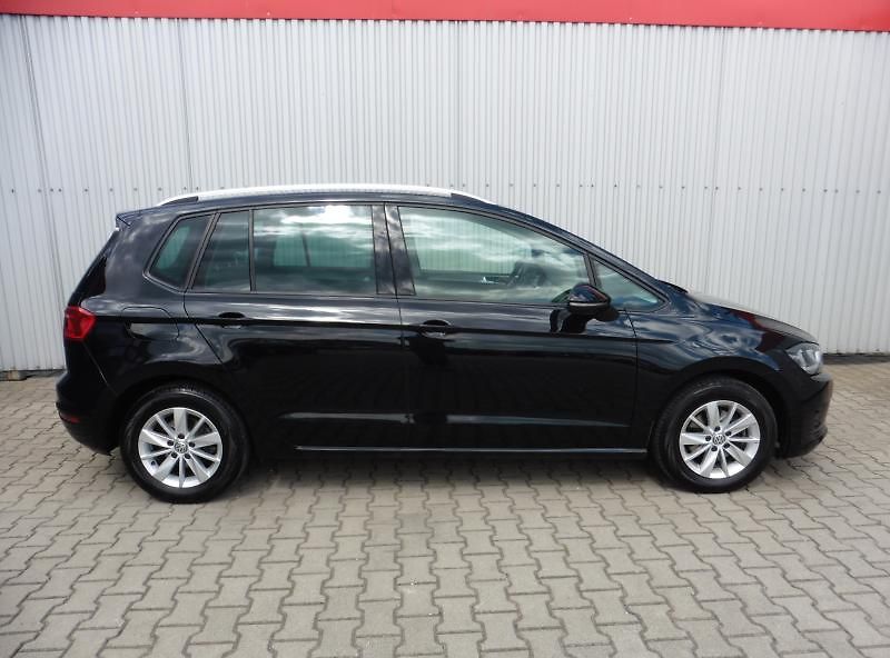 Volkswagen Golf Sportsvan 1,4 TSi Highline - fotka 5 z 17
