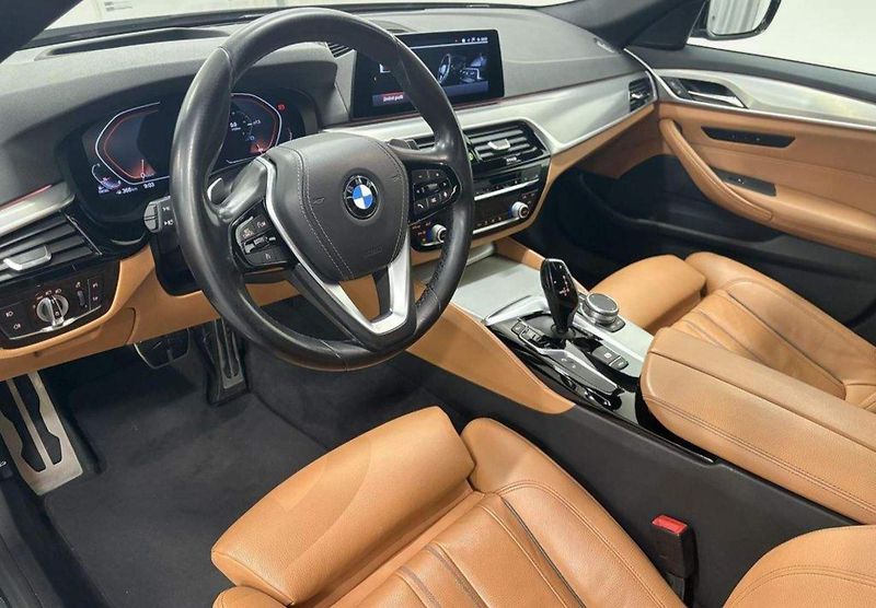 BMW Řada 5 (2019) BMW 530d,M paket, Záruka, DPH - fotka 6 z 10