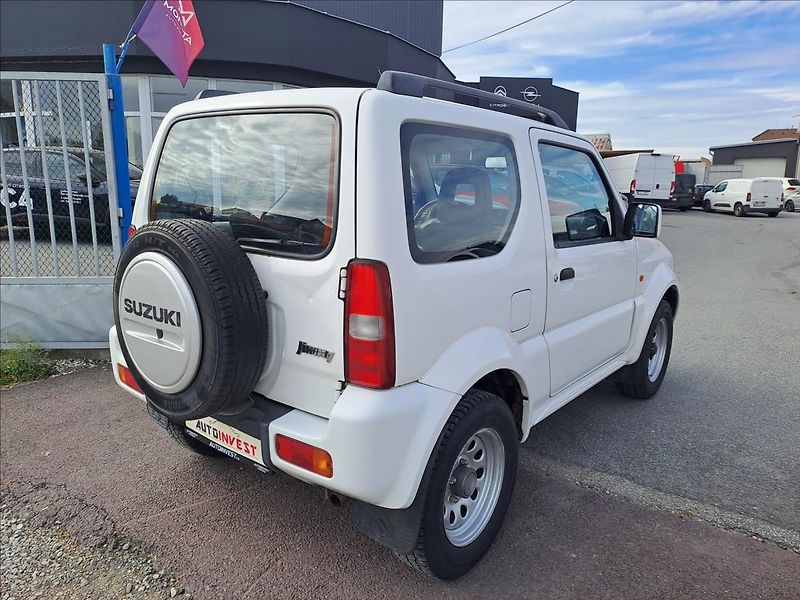 Suzuki Jimny 1,3 i 4x4 - fotka 3 z 10