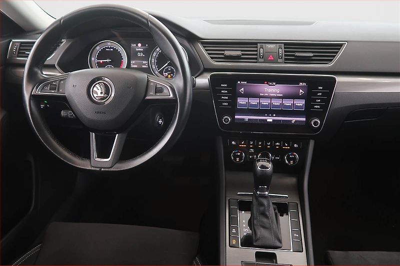 Škoda Superb (2020) Style 2.0 TDI, Automat - fotka 7 z 19