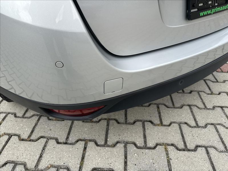 Renault Grand Scénic 1,6 dCI 7.MÍST - fotka 26 z 28