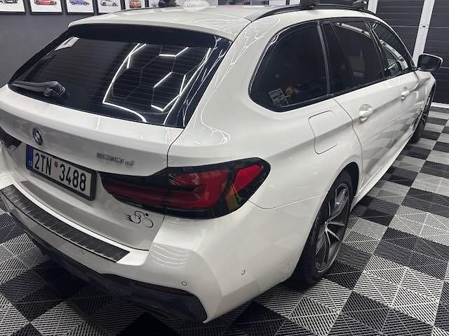 BMW Řada 5 (2021) 530D xDrive  - fotka 3 z 18
