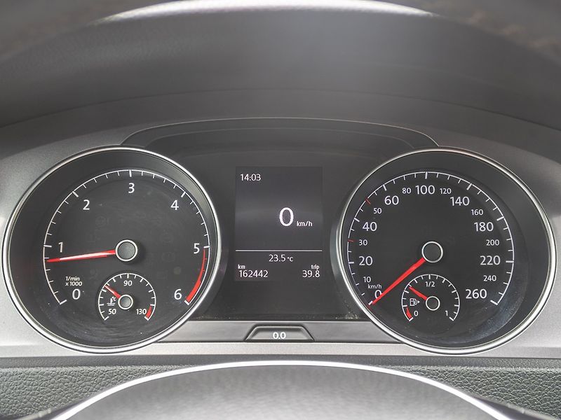 Volkswagen Golf (2014) 1.6TDI 77KW – 2x KOLA - fotka 17 z 40
