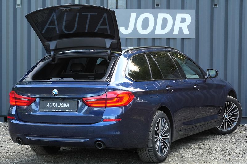 BMW Řada 5 530d xDrive, Kamera, ČR, Hi-Fi - fotka 9 z 40