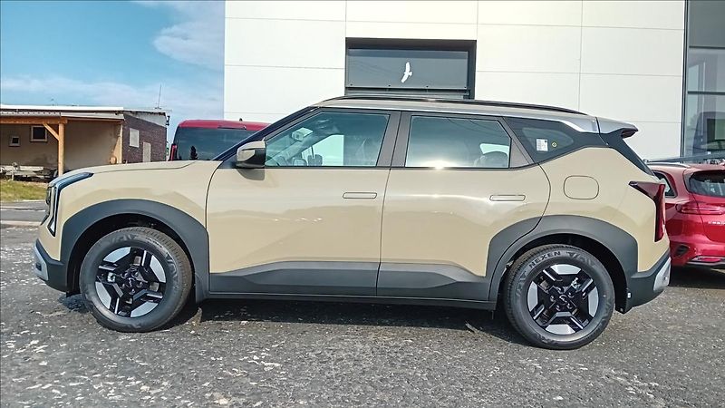 Kia Seltos 1,6 T-GDi 4x2 COMFORT (2027) - fotka 6 z 7