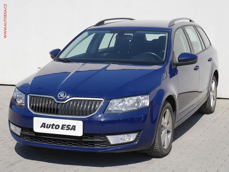 Škoda Octavia (2014) 2.0TDi, DSG, park.asist - fotka 3 z 16