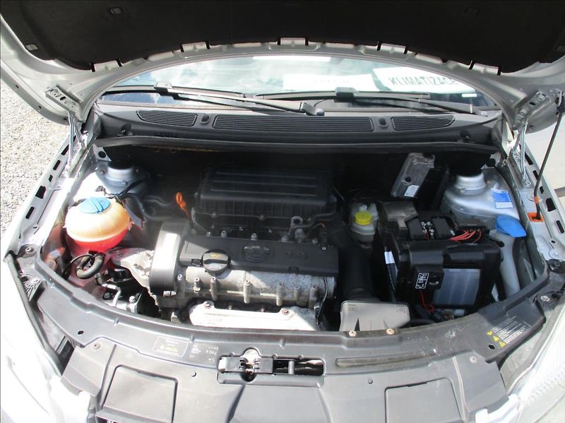 Škoda Fabia 1,4 i 16v, klimatizace, - fotka 22 z 26