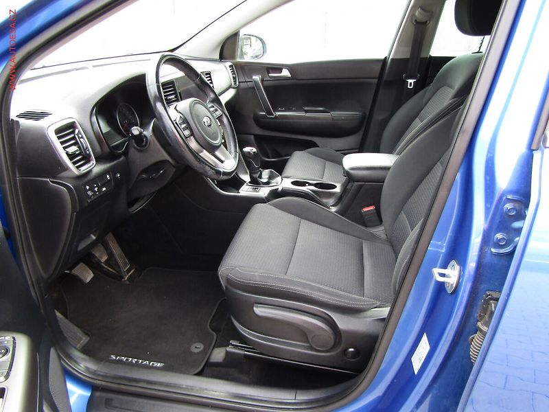 Kia Sportage (2021) 1.6 CRDi, ČR, TOP - fotka 9 z 21
